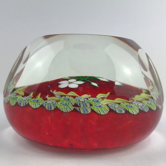 Perthshire 1986B Bouquet Lampwork Flower Millefiori Twist Facet Red Paperweight - Picture 4 of 14